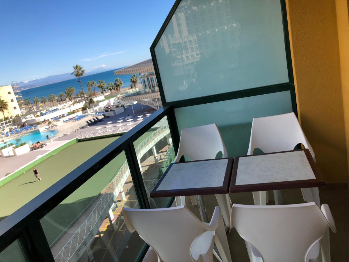 Torremolinos, Playa Del Bajondillo, Primera Linea Exterior foto